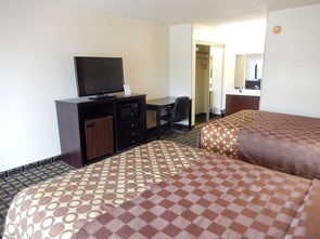 little shamrock motel murfreesboro ar,Location and Accessibility