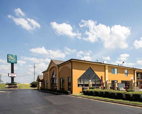 quality inn heber springs ar,Accommodations