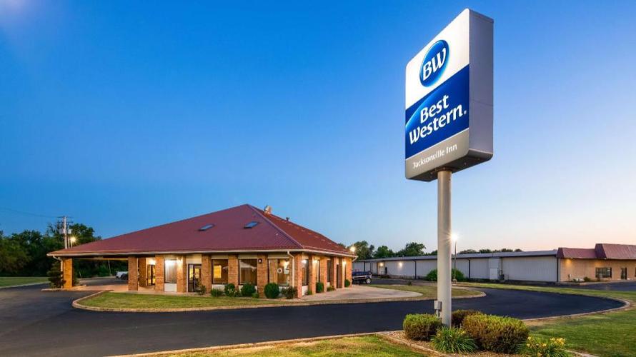 best western jacksonville ar,Accommodations